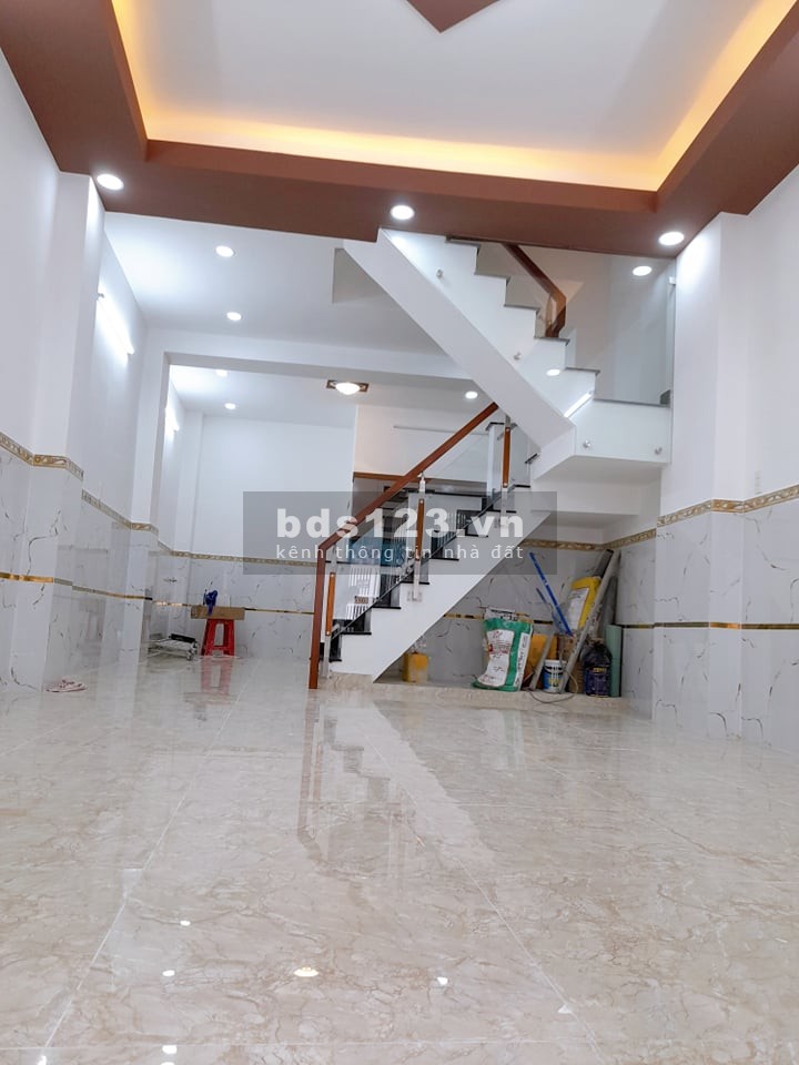 Nhà Âu Dương Lân Quận 8 Mới Xây Dựng Sổ Nở Hậu Đẹp, giá thoả thuận