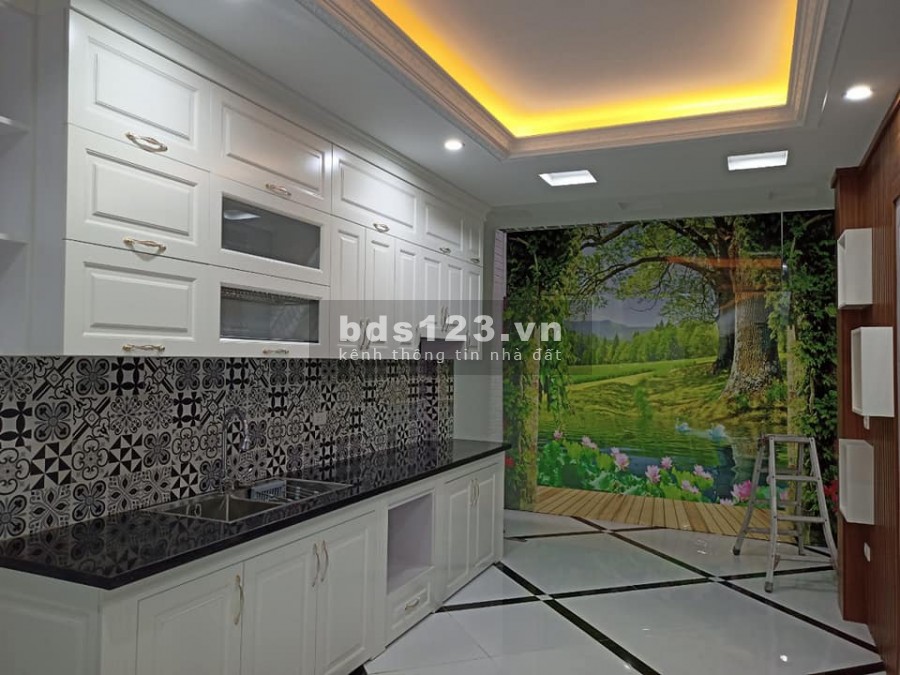 Bán nhà mới ngõ Thịnh Quang, DT 46mx6 tầng,taxi đỗ cửa giá 6.1 tỷ