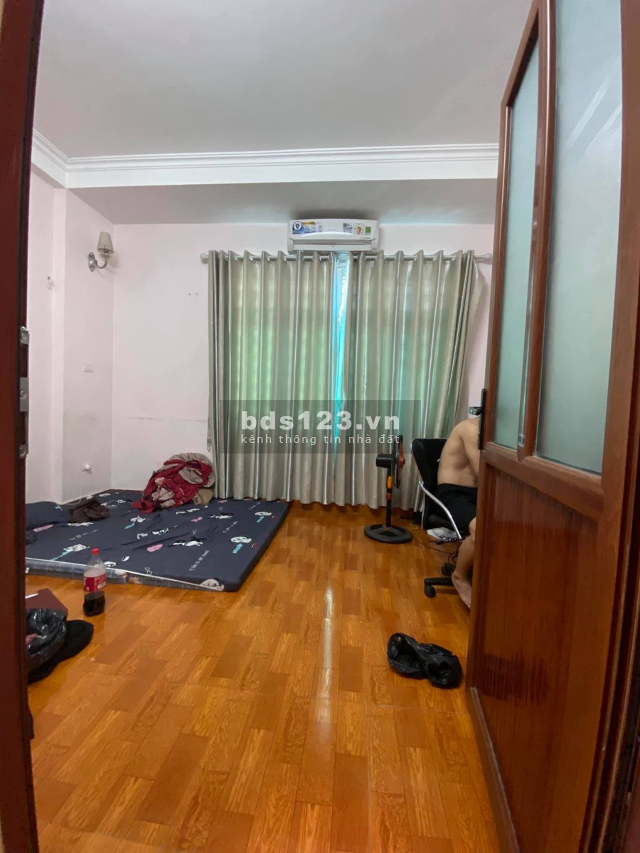 Bán nhà phân lô Đống Bát, lô góc Vip 3 mặt thoáng, ô tô đổ cửa, dtxd 45m2, giá 7.3 tỷ