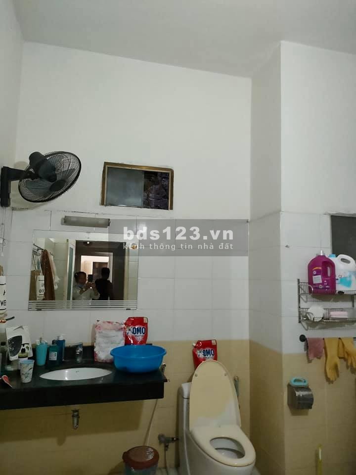 Bán nhà nhỉnh 5 tỷ có nhà Quận Tây Hồ, ngõ ô to tránh, kinh…