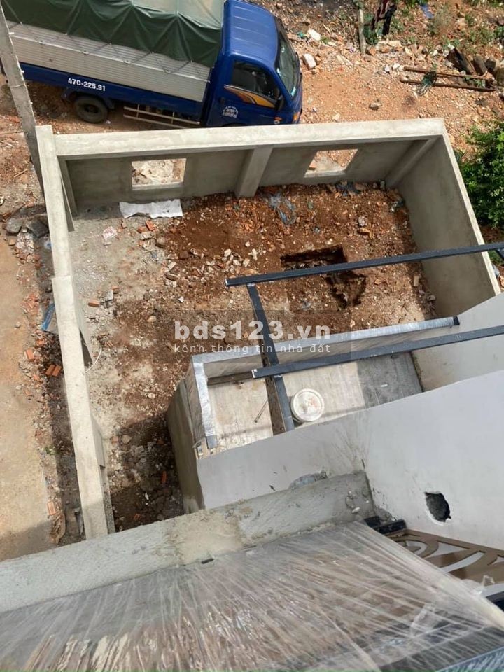 Căn nhà Hiện Đại 3 mặt Tiền 6x30 hẻm Trương Đăng Quế, Tân Lợi, Buôn Me Thuột