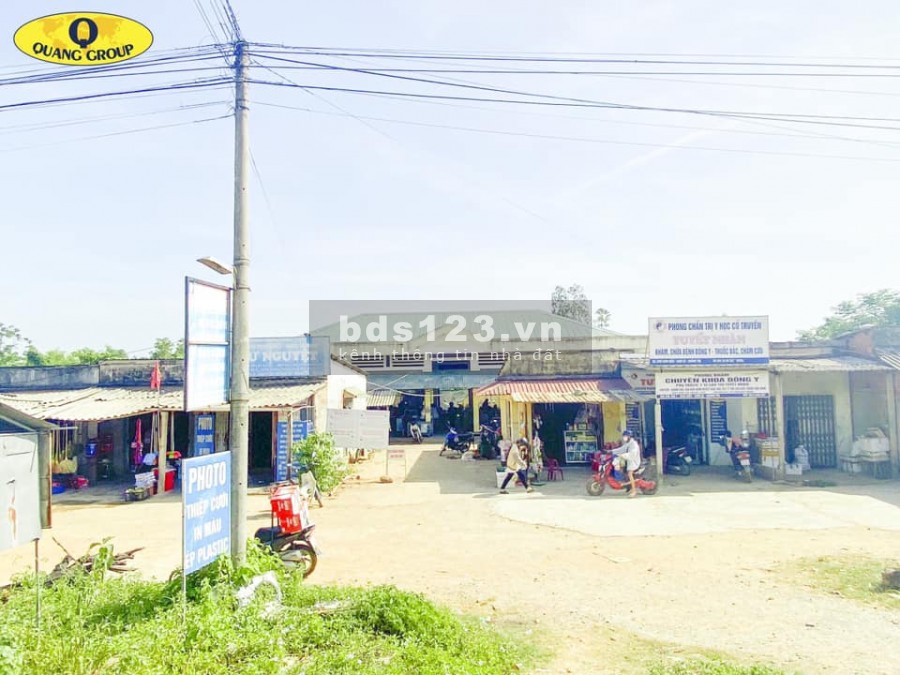 Bán đất ngay sau lưng chợ cam hiếu, đường lớn khu dân cư hiện hữu, sổ riêng