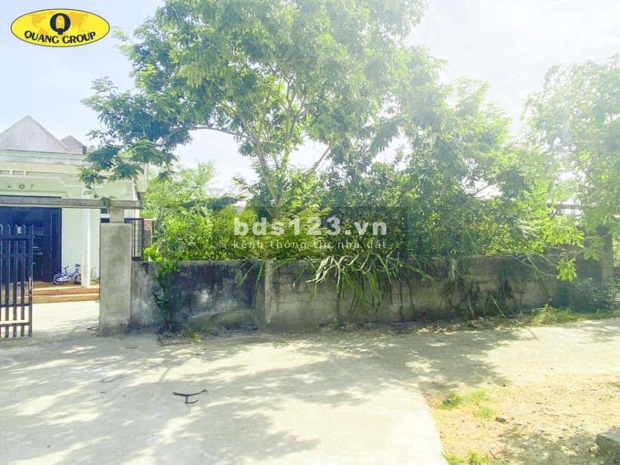 Bán đất ngay sau lưng chợ cam hiếu, đường lớn khu dân cư hiện hữu, sổ riêng