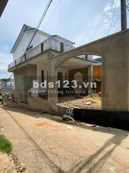 Căn nhà Hiện Đại 3 mặt Tiền 6x30 hẻm Trương Đăng Quế, Tân Lợi, Buôn Me Thuột