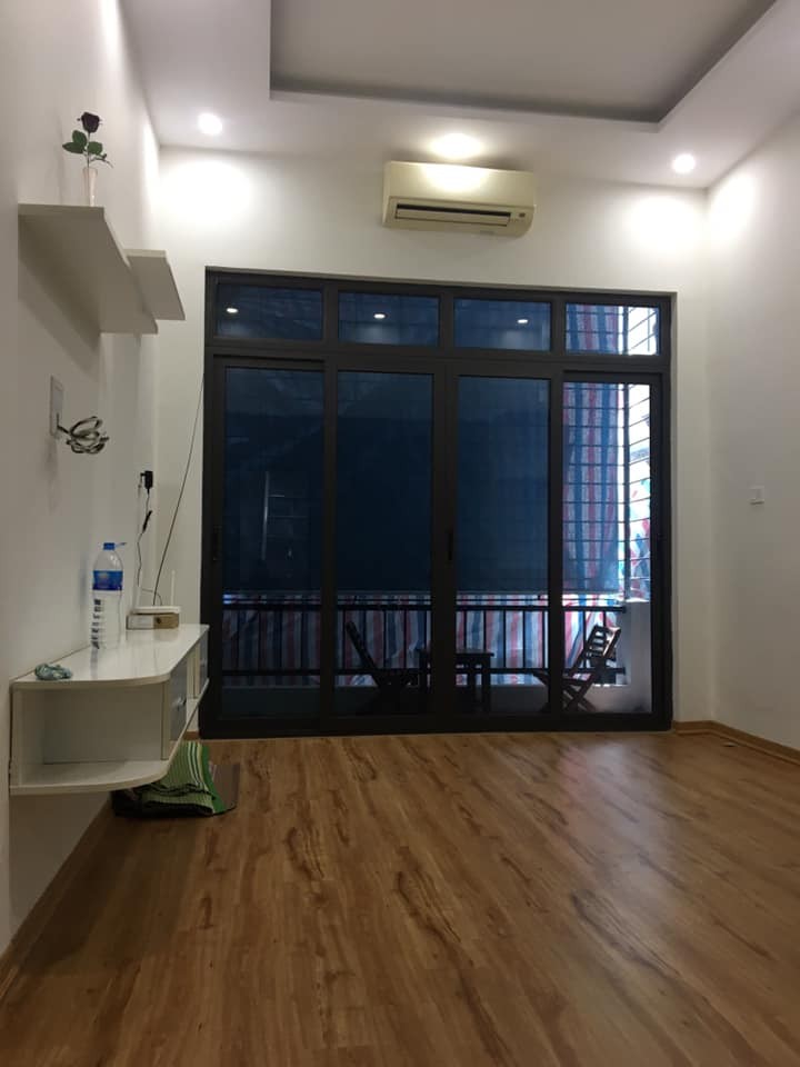 Bán nhà ngõ Chùa Hưng Ký, Minh KHai, 3T x 25m2, nhà mới tặng full nội thất giá 2.3 tỷ