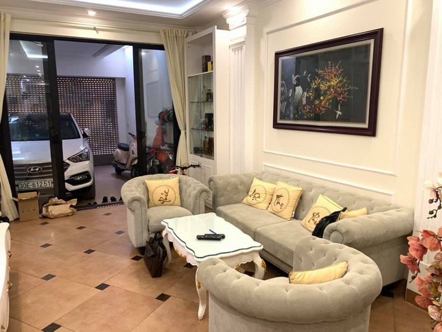 Siêu Hiếm! Bán nhà Dịch Vọng khu phân lô, Ô tô tránh, vỉa hè, 56m2, 5 tầng,
