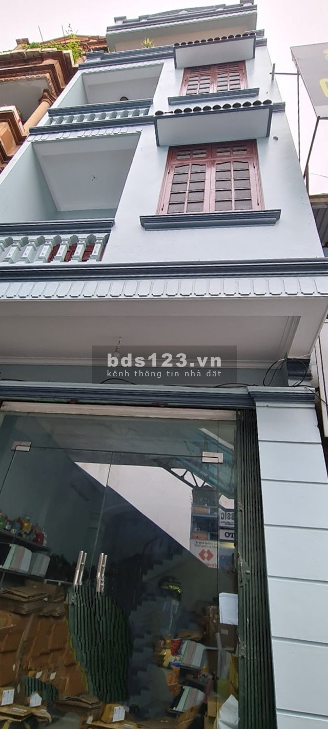 Bán nhà Ao Sen, Hà Đông, mặt phố ô tô tránh, kinh doanh khủng mặt tiền 4m