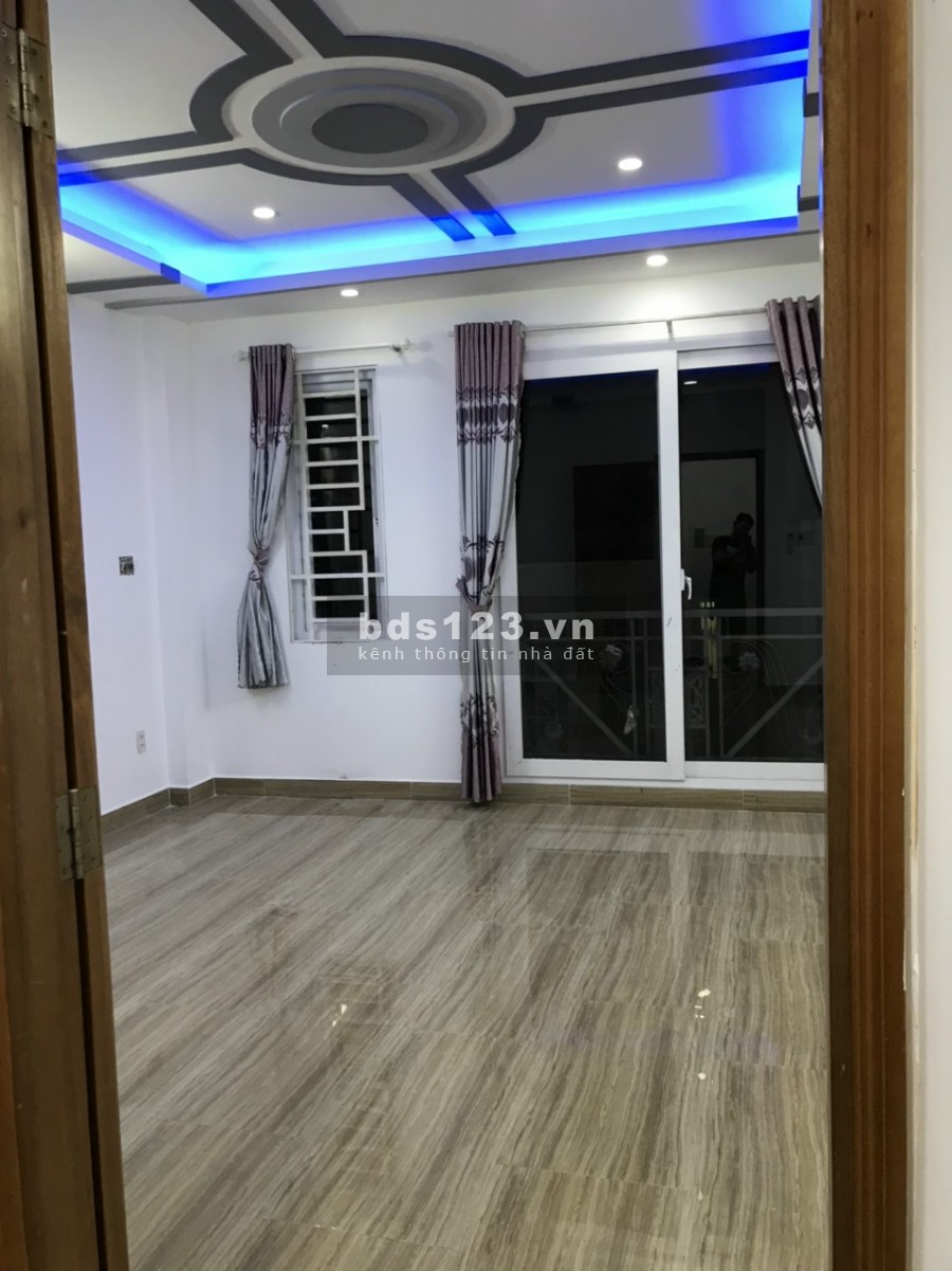 Nhà mới hiện đại 2 tầng, hẻm xe hơi rộng thoáng Gò Dầu giá bán 4,3 tỷ, lhcc