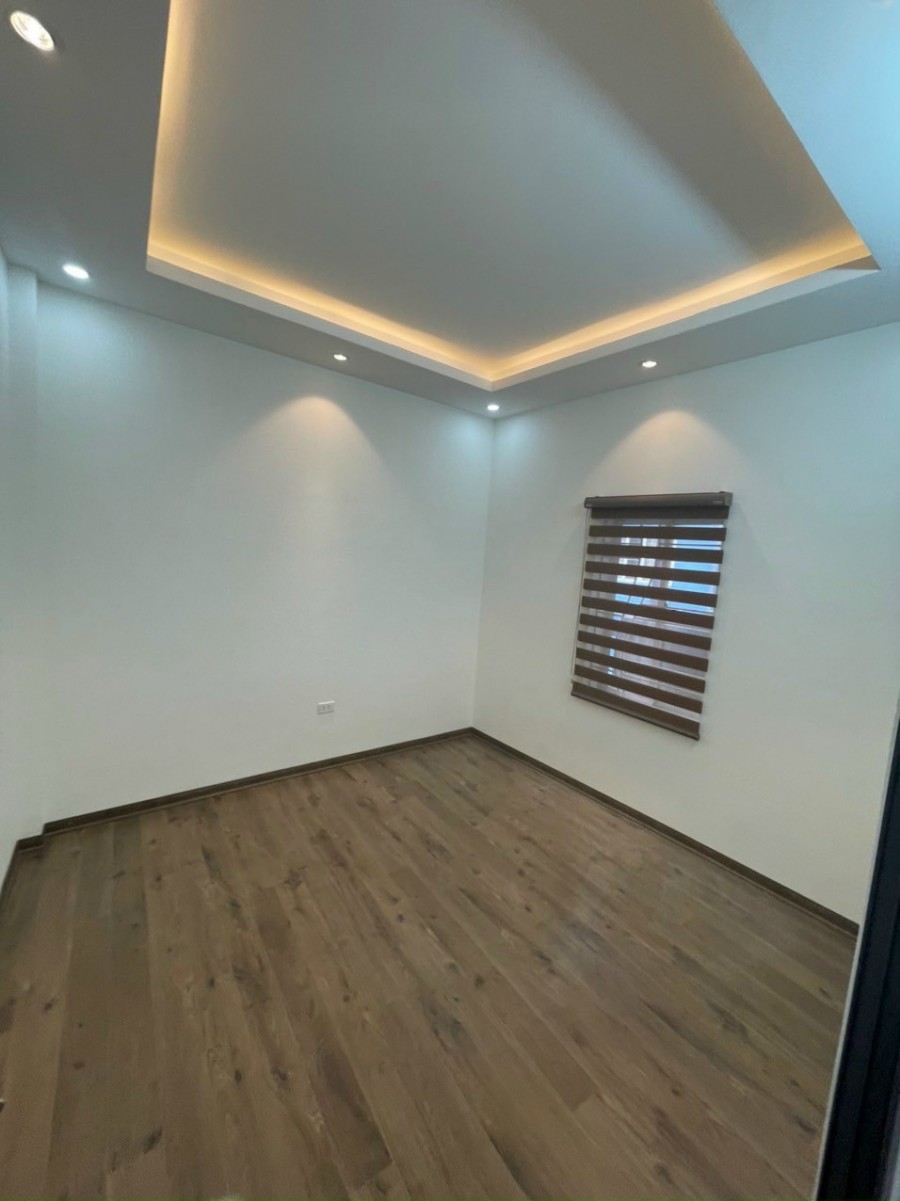 Xuân Đỉnh diện tích 35m2, ngõ thông gần 3 tỷ, liên hệ 0983753389