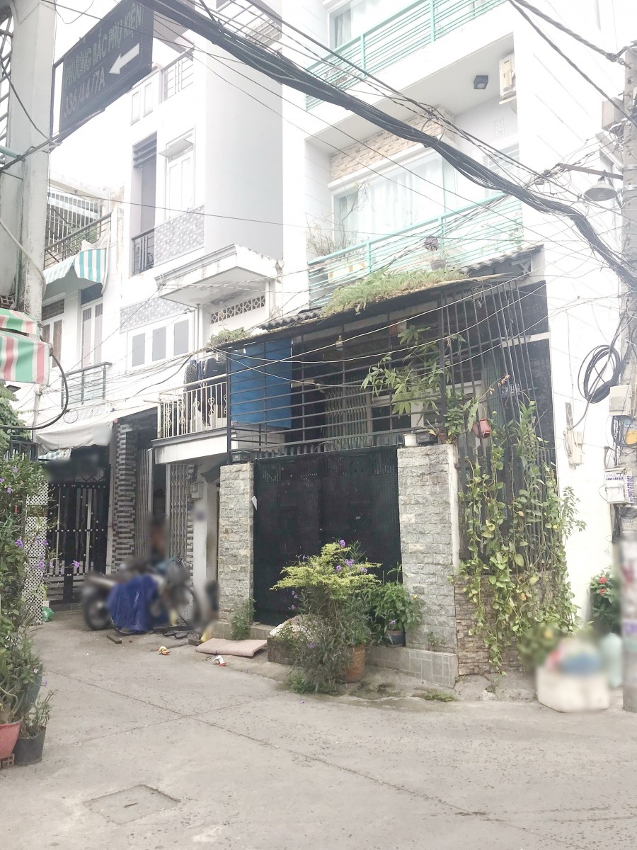 Nhà (2.6*10m) hẻm ôtô đỗ cửa Nguyễn Văn Luông phường 12 Quận 6