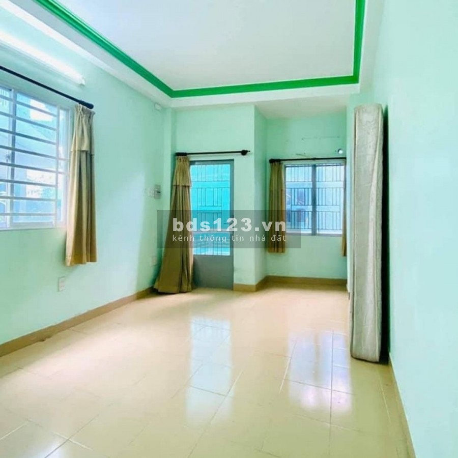 Bán nhà 4 tầng 3 mặt thoáng mát chỉ 3.8 tỷ, nhà ngay chợ Bà Chiểu đường Lê Quang Định