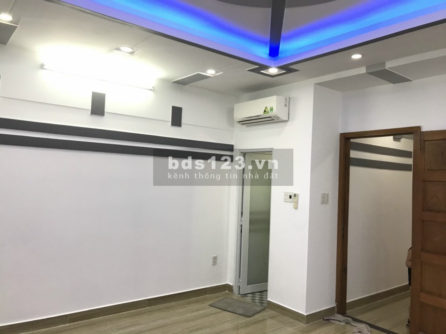 Nhà mới hiện đại 2 tầng, hẻm xe hơi rộng thoáng Gò Dầu giá bán 4,3 tỷ, lhcc