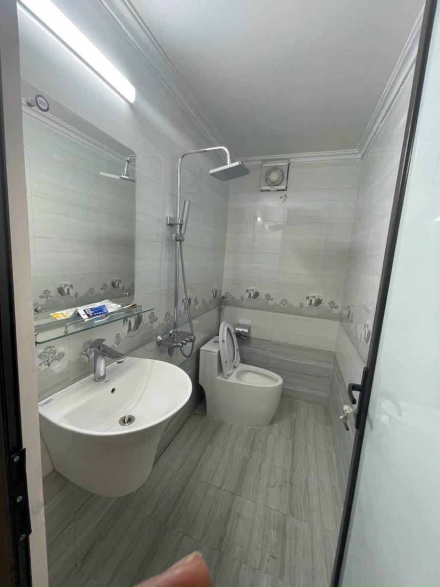 Xuân Đỉnh diện tích 35m2, ngõ thông gần 3 tỷ, liên hệ 0983753389