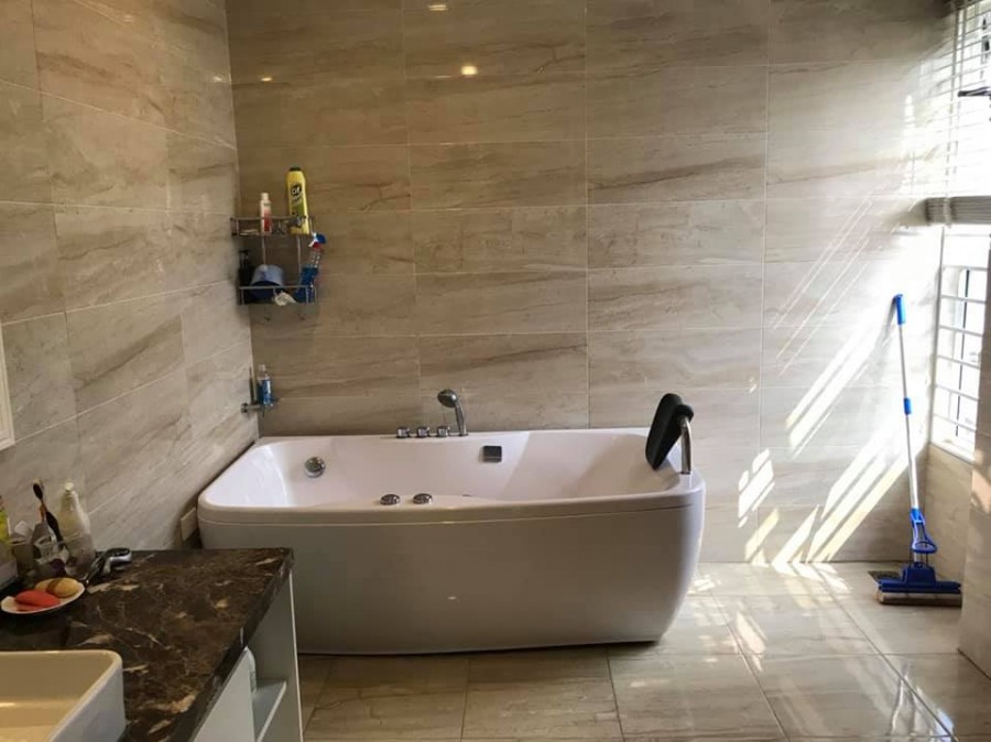 Mặt ngõ như phố kinh doanh đỉnh, Trần Quang Diệu, Đống Đa, 90m2, 9T, mt 6.1m, Giá chào 28,9 tỷ,