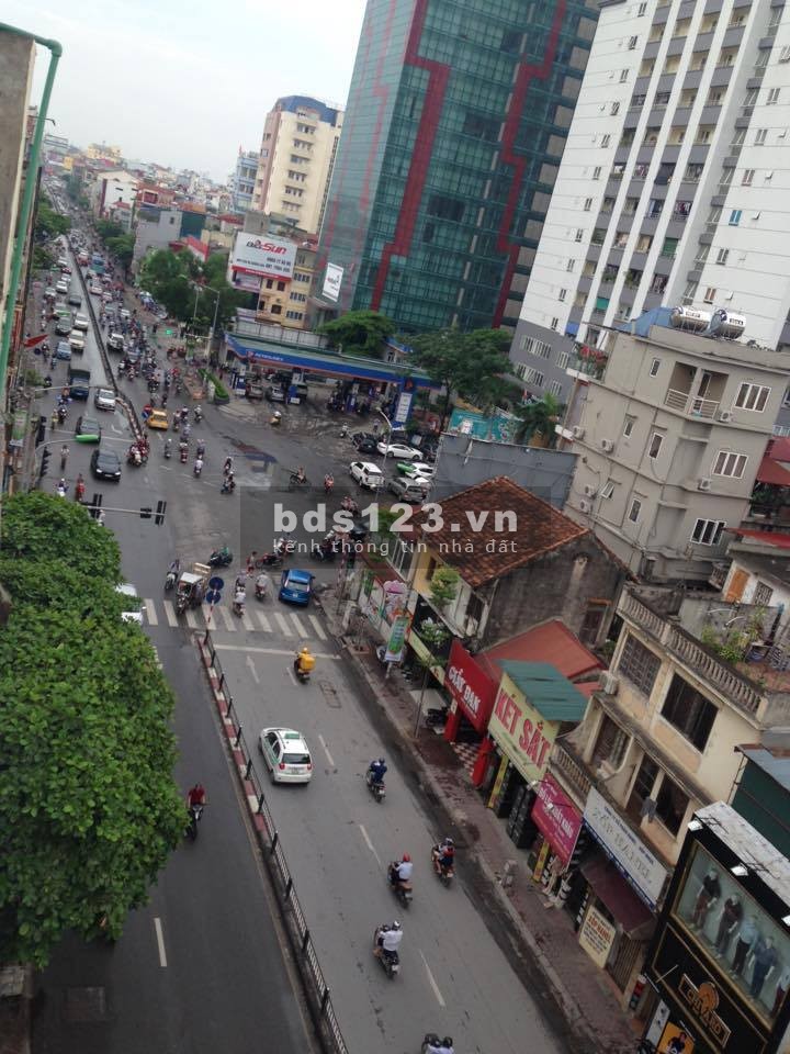 Chính chủ cho thuê văn phòng giá tốt diện tích 60-80m2 mặt phố Tây Sơn, Đống Đa, Hà Nội