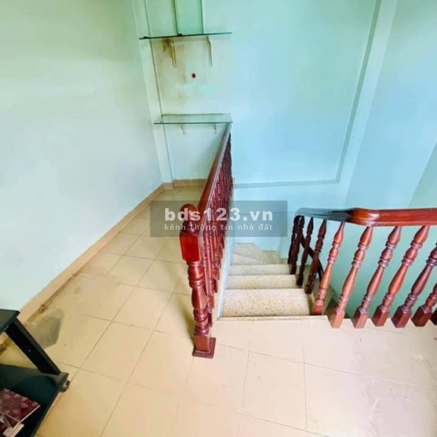 Bán nhà 4 tầng 3 mặt thoáng mát chỉ 3.8 tỷ, nhà ngay chợ Bà Chiểu đường Lê Quang Định