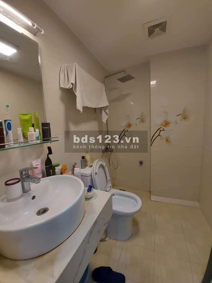 Bán nhà Trung Kính to, 5 tầng, 51m2, 9,98 tỷ, 15m ra phố, ngõ thông, ô tô tránh