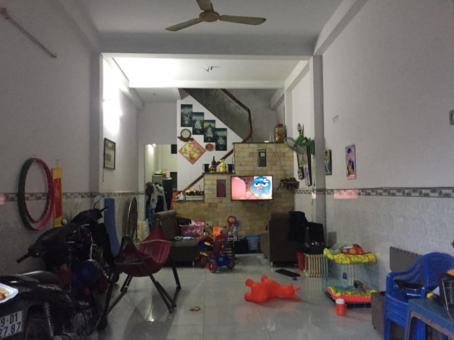 Mặt tiền Đàm Thận Huy, dt 4x24 sát bên chợ Tân Hương, giá 9,59 tỷ còn TL. LH 0979847570