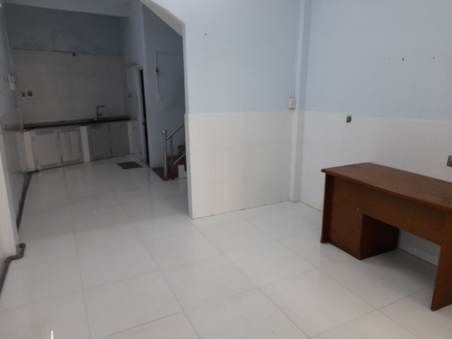 Hẻm xe hơi sát nhà Trần Tấn giáp bàu cát Tân Bình. chỉ 3,4 còn TL. LH 0979847570