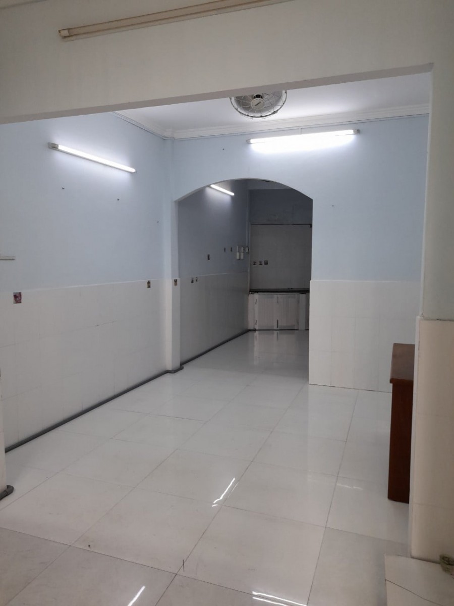 Hẻm xe hơi sát nhà Trần Tấn giáp bàu cát Tân Bình. chỉ 3,4 còn TL. LH 0979847570