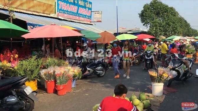 Gia đình cần bán đất đối diện kcn mỹ phước 4,dân đông vị trí đẹp
