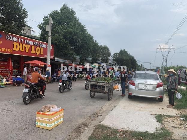 Gia đình cần bán đất đối diện kcn mỹ phước 4,dân đông vị trí đẹp