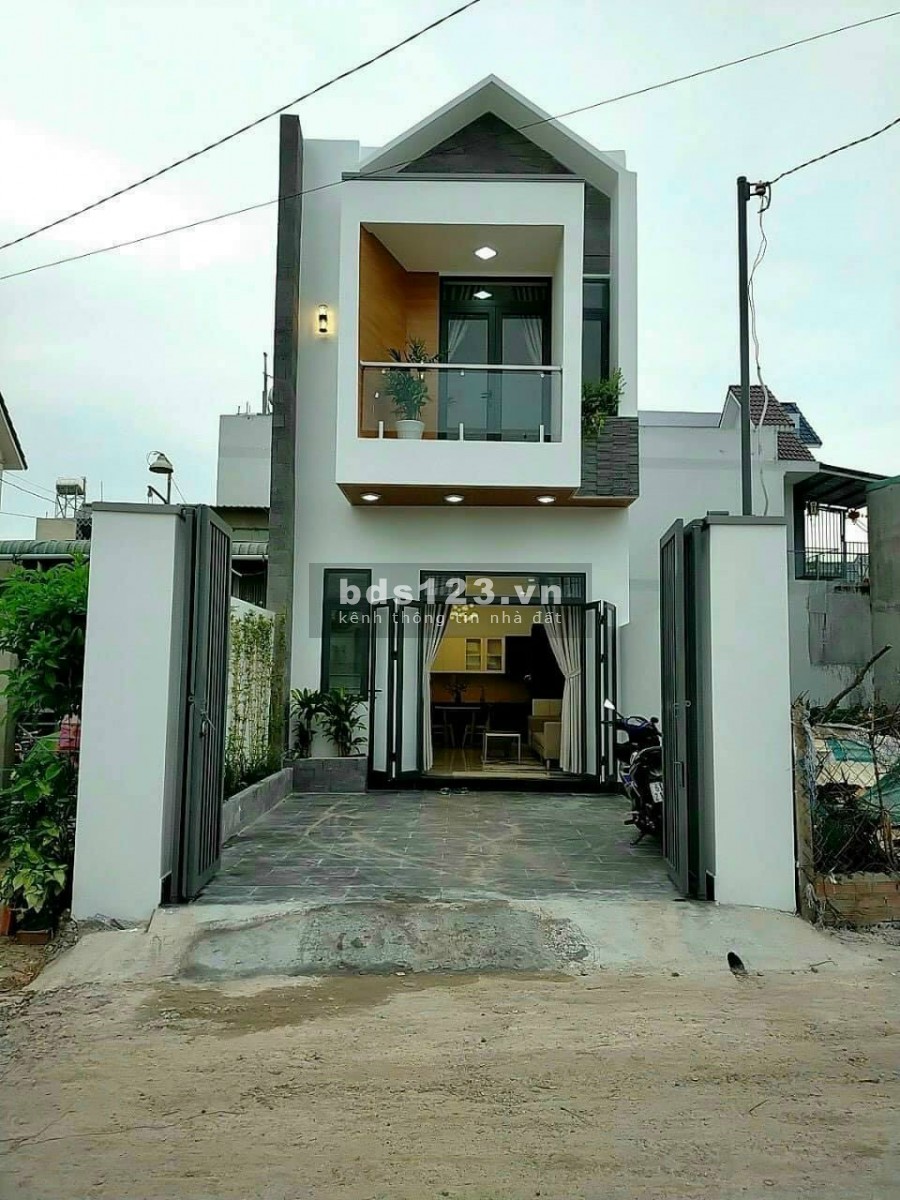 Bán nhà nguyên căn hẻm 385 Phú Hoà vừa hoàn thiện 100%, bao đẹp thông thoáng, giá 2.6 tỷ