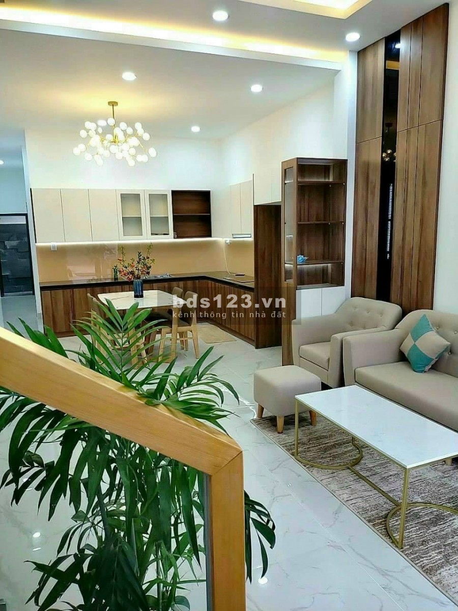 Bán nhà nguyên căn hẻm 385 Phú Hoà vừa hoàn thiện 100%, bao đẹp thông thoáng, giá 2.6 tỷ