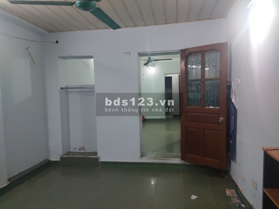 Cho thuê căn hộ tằng 1 trung tâm Dốc Ngọc Hà, có đấy đủ tiện ích, lhcc