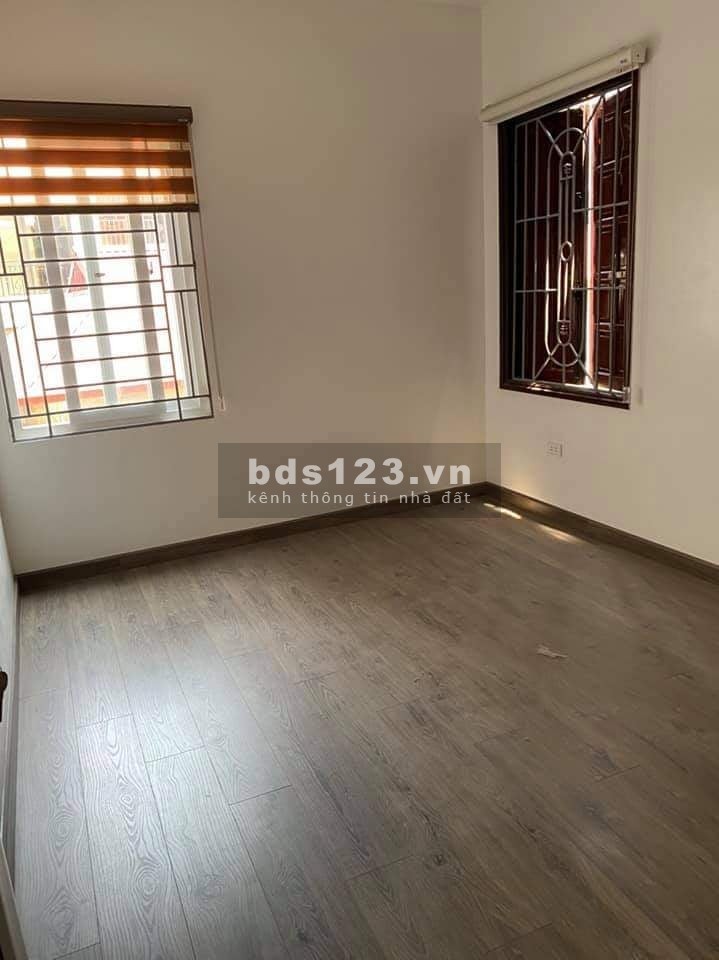 Bán nhà Phố Vũ Thạnh Đống Đa 40m2 4 tầng, lô góc, ở sướng. Giá chỉ 4.3 tỷ