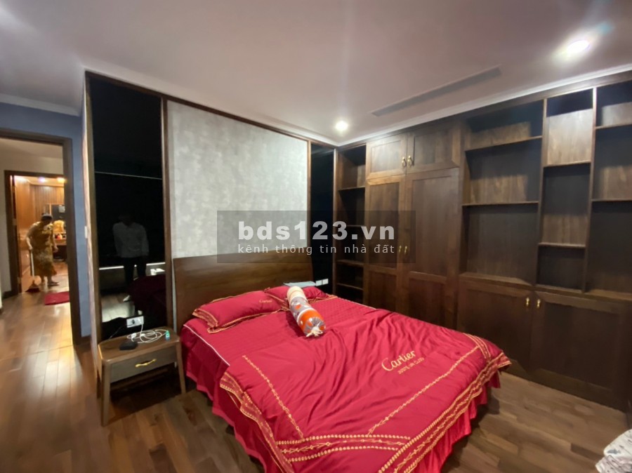 Cho thuê chung cư Việt Đức Complex 3 phòng ngủ, 100m2, full đồ, 16 triệu/tháng. LH 0377983070