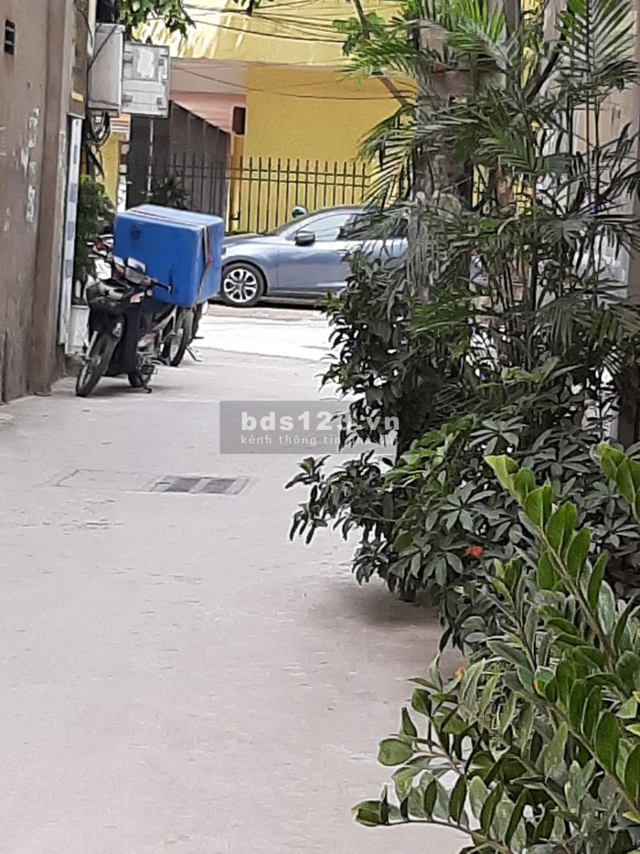Lê Trọng Tấn Hà Đông, Lô góc, ngõ rộng 3m, 2.4 tỷ. Liên hệ 0981863359