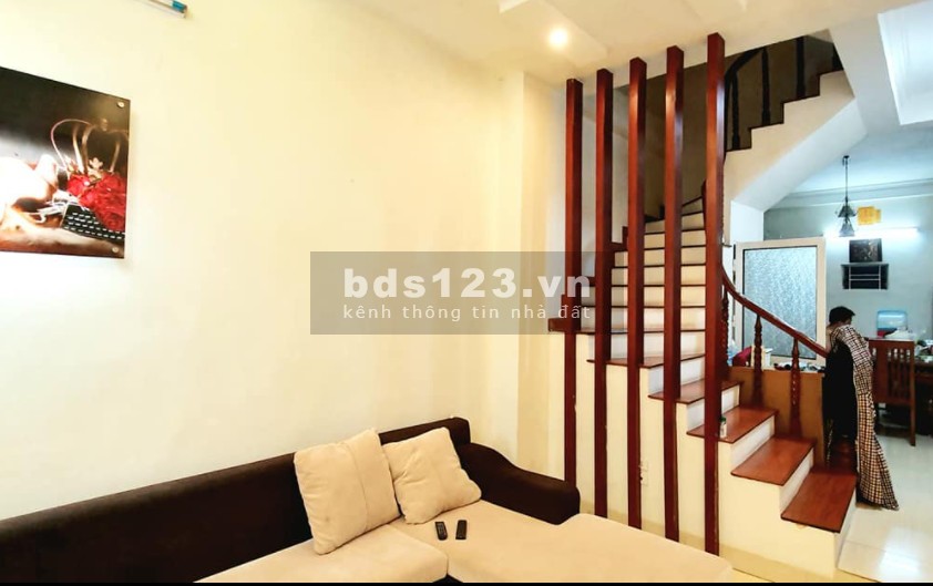 Bán nhà Nam Từ Liêm, ô tô, đường thông, an sinh đỉnh, dt 44m2, 4 tầng đúc, giá mùa dịch nhỉnh 3 tỷ xíu