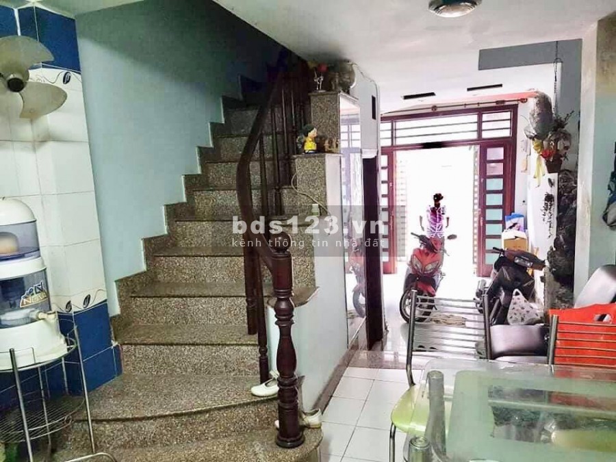Bán Nhà Quận 10 diện tích sử dụng 145m2 hẻm Rộng Gần Mặt Tiền Chỉ 6 TỶ x