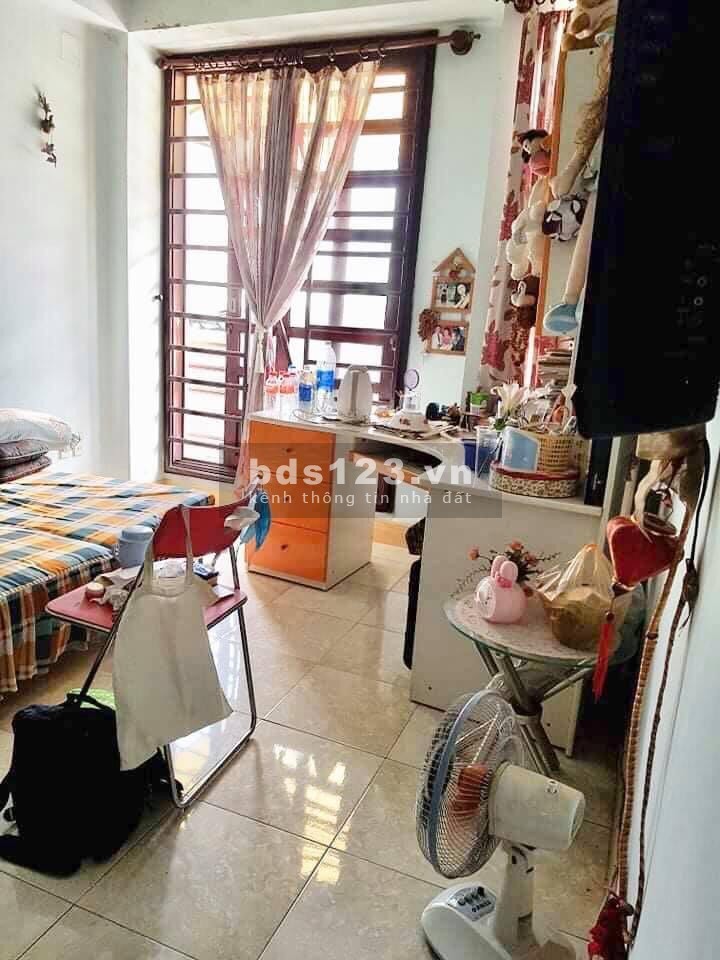 Bán Nhà Quận 10 diện tích sử dụng 145m2 hẻm Rộng Gần Mặt Tiền Chỉ 6 TỶ x