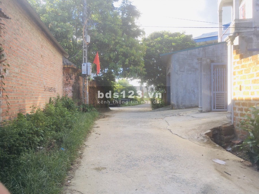 Tài chính nhỉnh 2 tỷ có ngay hơn 100m đất ở trục chính Liên Thôn Tân Xã
