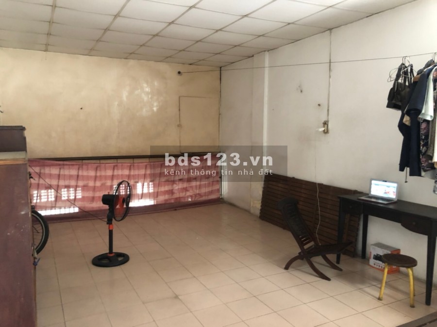 Kẹt vốn làm ăn, bán nhà 142/3 Võ Văn Kiệt, giá 12 tỷ