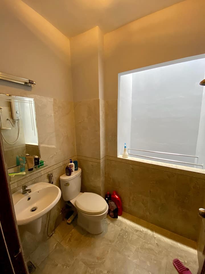 Bán nhanh nhà nguyên căn giá rẻ diện tích sử dụng 4mx14m, 2 tầng giá 4.5 tỷ