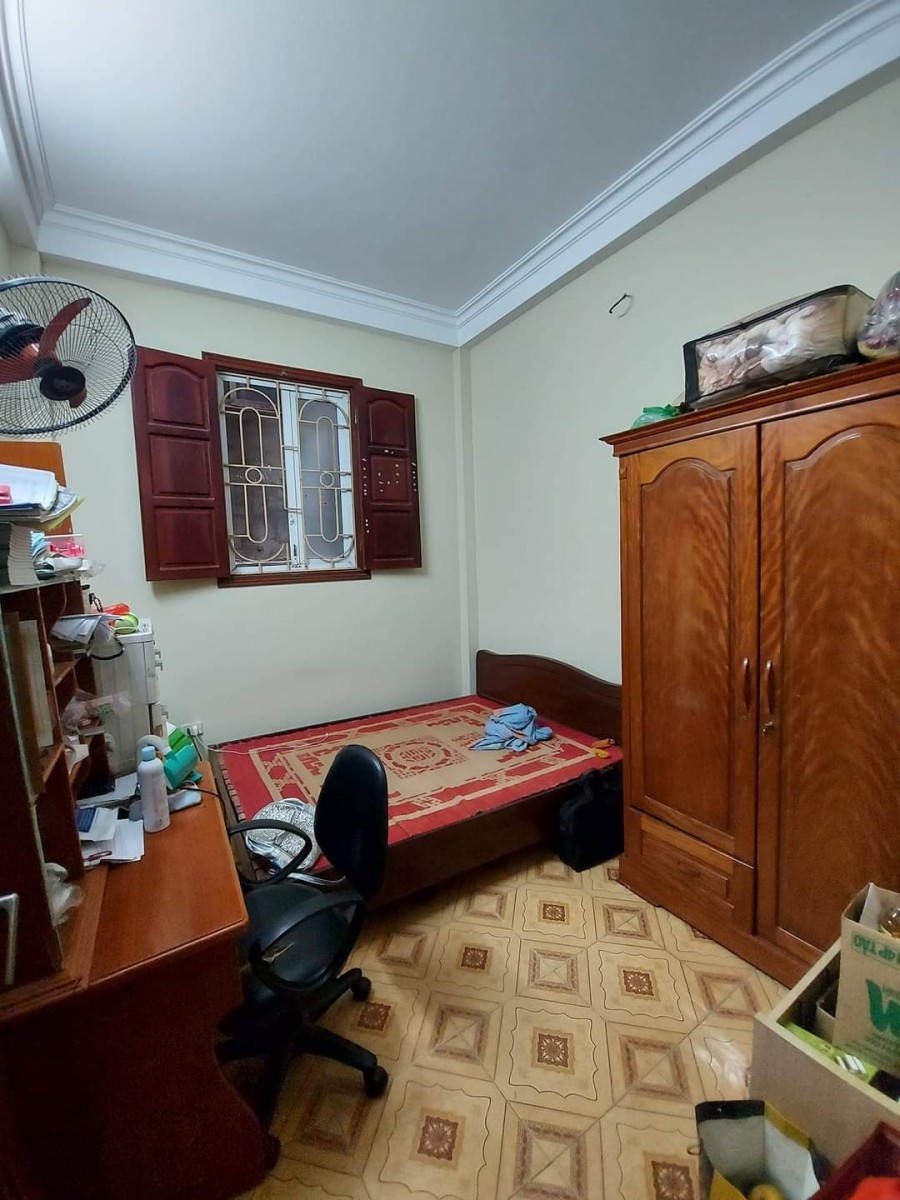 Cần nhanh nhà nguyên căn Xuân La, Tây Hồ, DT 37m2, 4 tầng, mt 3.5m, ngõ nông, giá 2.9 tỷ.