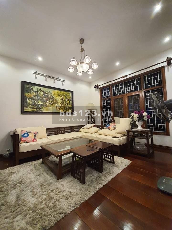 Biệt thự Cầu Giấy bán nhanh chính chủ, xây không mắc lỗi phong thuỷ, không vướng quy hoạch