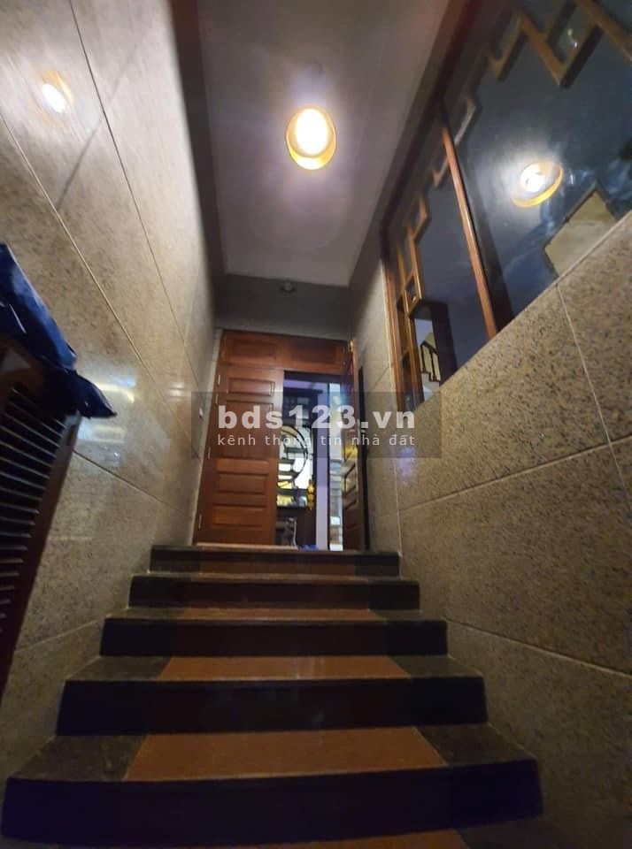 Biệt thự Cầu Giấy bán nhanh chính chủ, xây không mắc lỗi phong thuỷ, không vướng quy hoạch