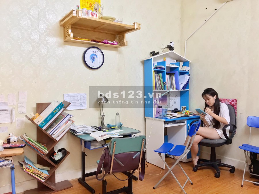 Bán nhà đường Lê Trọng Tấn 36m2 x 5 tầng, 4.7m mặt tiền, giá 3.6 tỷ. 2 mặt thoáng. Ô tô.