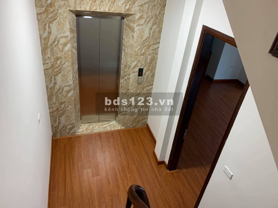 Đẳng Cấp ! Nhà Mặt Phố, Quận Đông Đa, Lô Góc 3 Thoáng, Thang Máy Nhập. 65m2, Mt 6m. 13 Tỷ