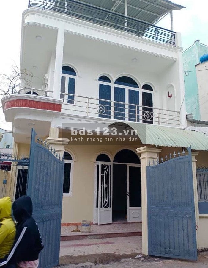 Bán nhà Trần Bá Giao, Gò Vấp diện tích 70m2, 3 tầng lô góc hẻm xe hơi giá 6 tỷ 45