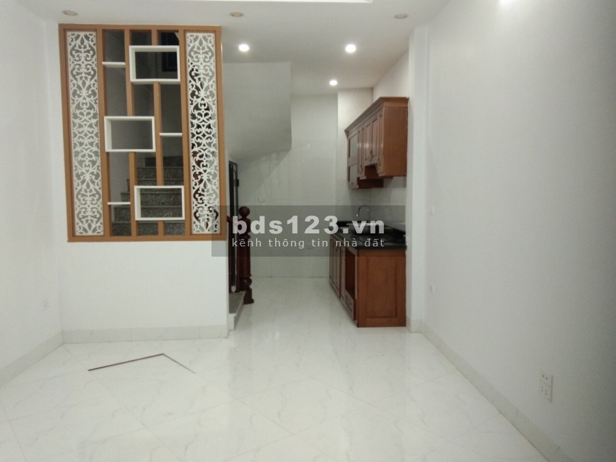 Trung tâm Quận Ba Đình, ngõ thoáng, giao thông thuận tiện giá nhỉnh 4 tỷ