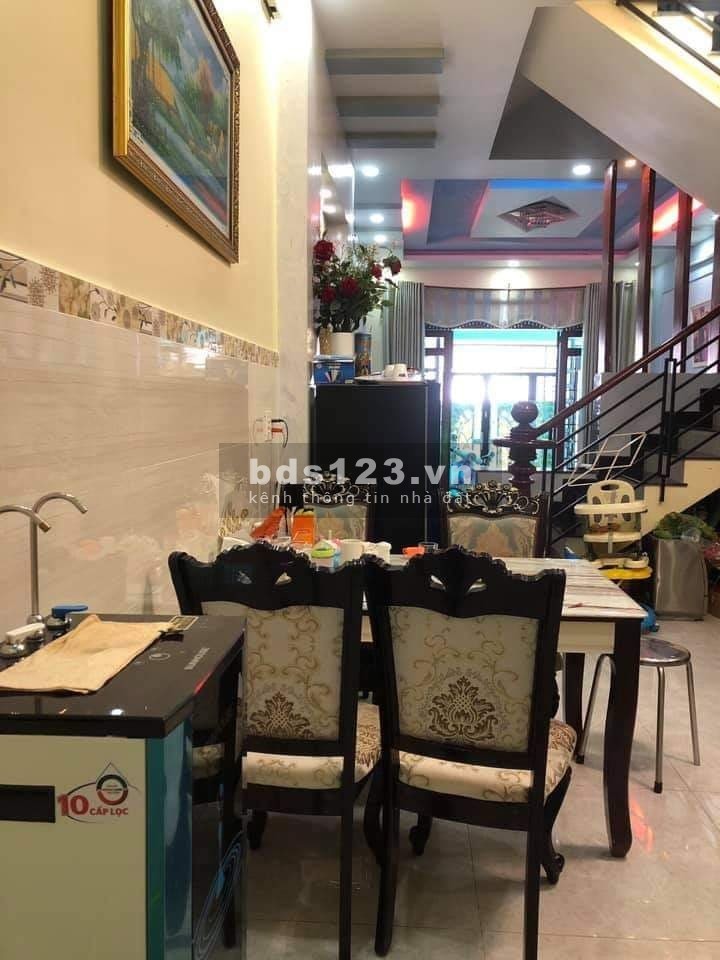 Bán nhà dt 83m2, 2 tầng HXH giá chỉ 5.7 tỷ phường 16 Quận Gò Vấp, lh 0967399045