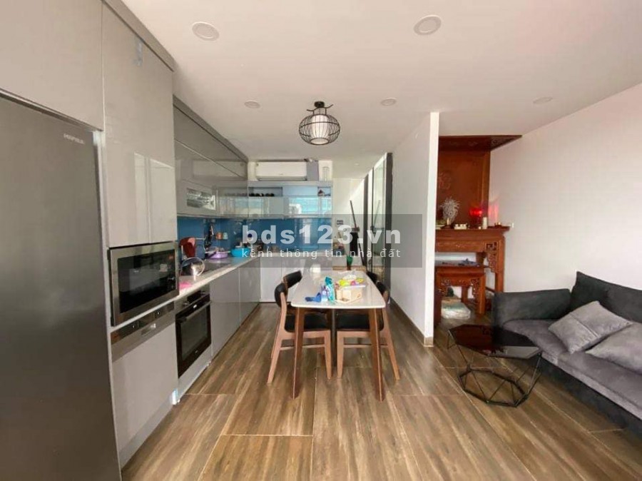 Bán gấp nhà Đường Láng, Phân lô, Gara ô tô, Kinh doanh, Thang máy, 52m2