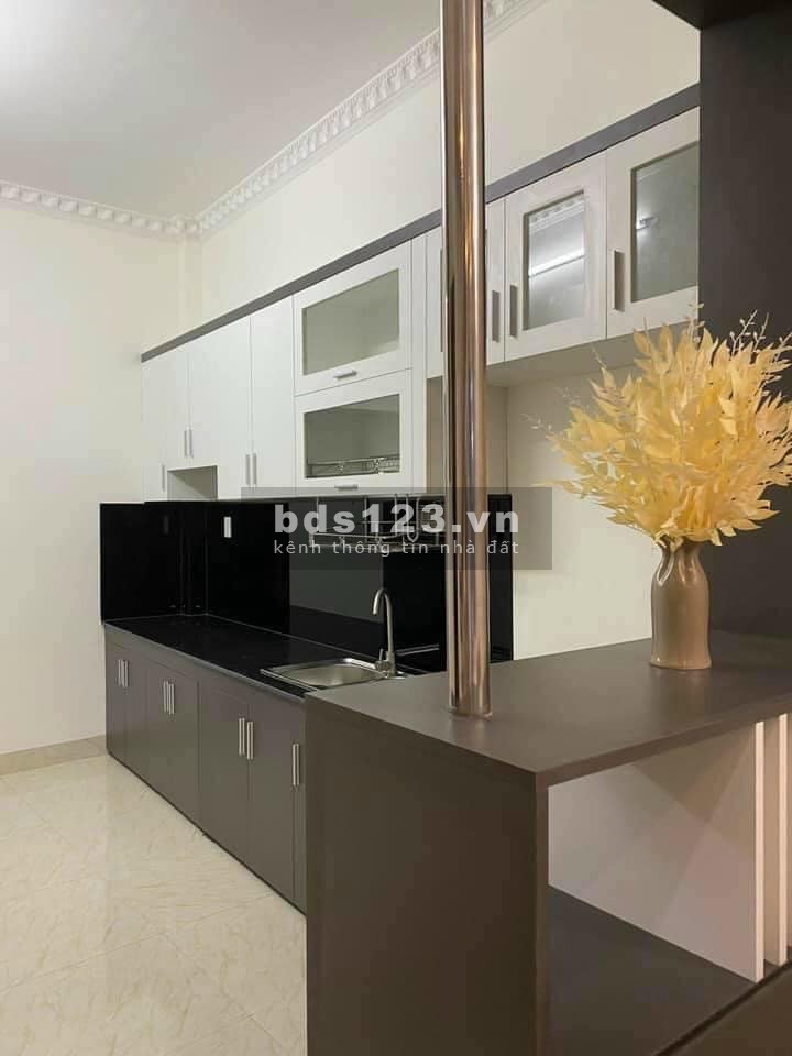 Nhà đẹp VIP hiện đại mới 100% diện tích 5x26 gần bến xe phía nam giá 1.58ty