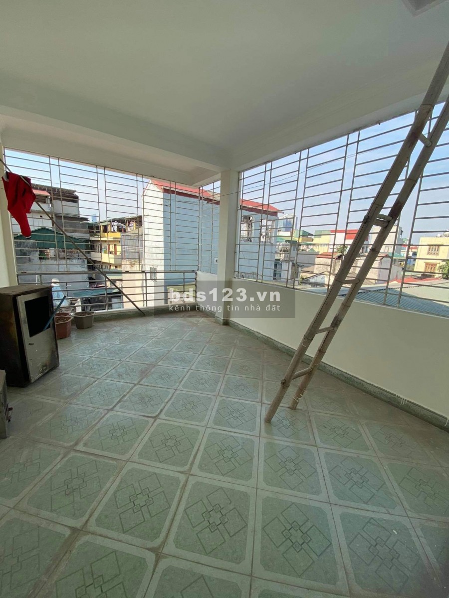 Bán nhà nguyên căn Đào Tấn Quận Ba Đình, đúc 5 tầng, 9 phòng giá 4.3 tỷ, sổ đỏ xịn