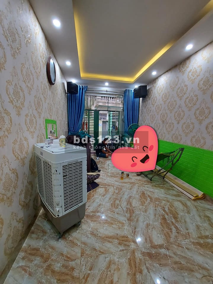 Bán nhà Nguyễn Khoái 4 tầng 4 PN đầy đủ nội thất, Quận Hai Bà Trưng